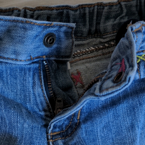 Carter's 🦋❤️🌈 Embroidered Jeans - Picture 3 of 6
